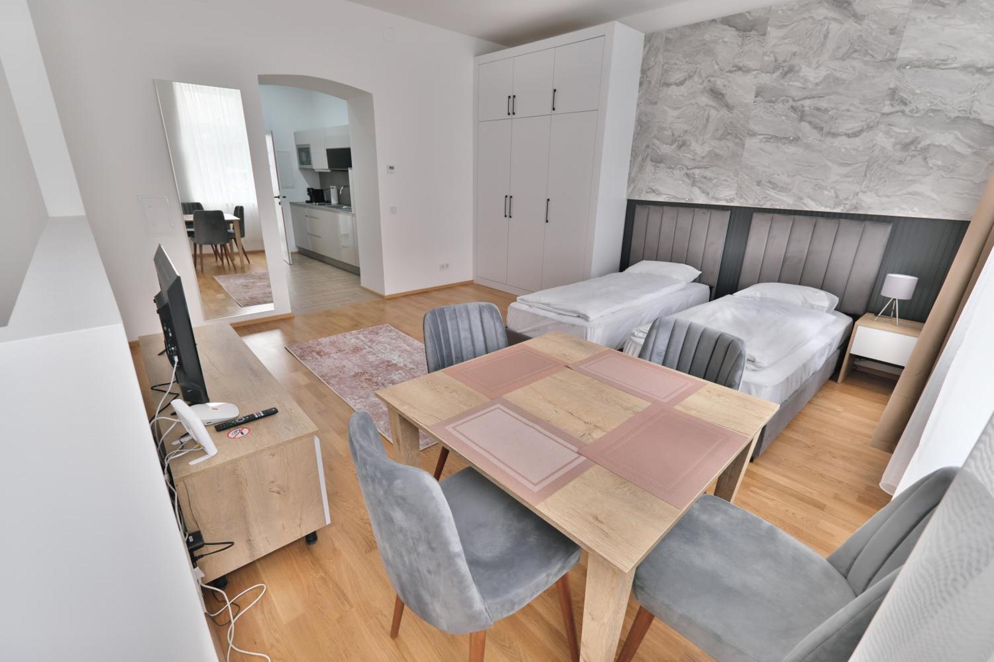 Vienna Lotus Apartments Buitenkant foto
