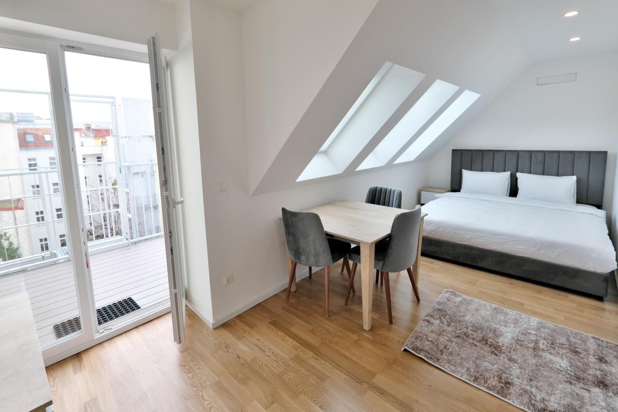 Vienna Lotus Apartments Buitenkant foto